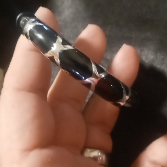 Talbot's cross cross black enamel over silver spring hinged bangle bracelet. - Picture 3 of 6